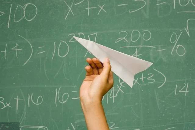 假期数学如何学(揭秘三年级小学生数学超前学习秘籍，全对全过程惊人！)