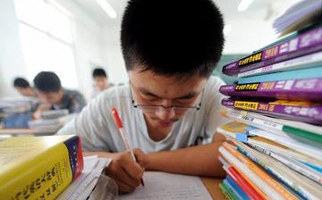语文学习怎么抓重点(语文学习抓重点的方法)