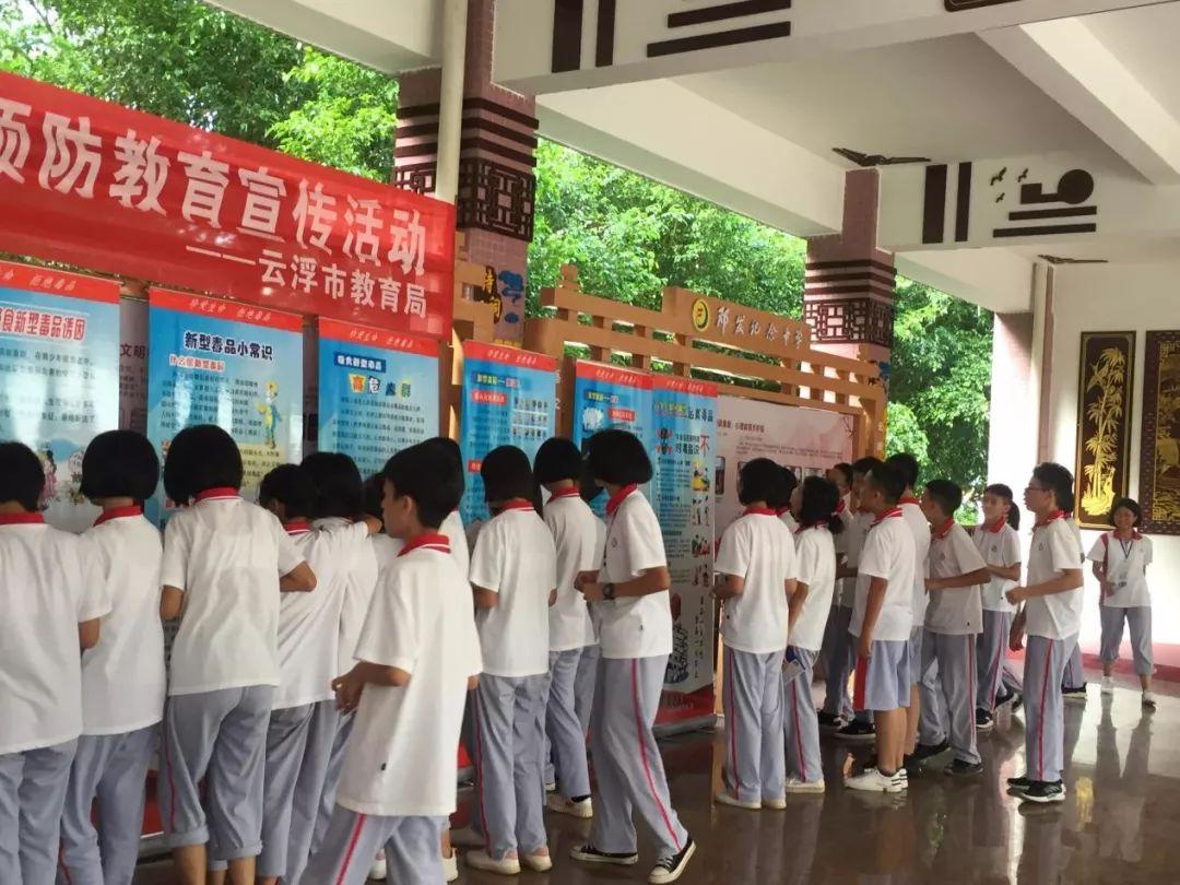 怎么记古诗词(记忆古诗词的技巧)