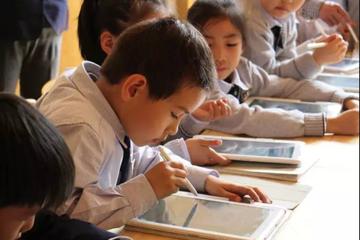 如何充分认可孩子(充分认可孩子努力的方法)