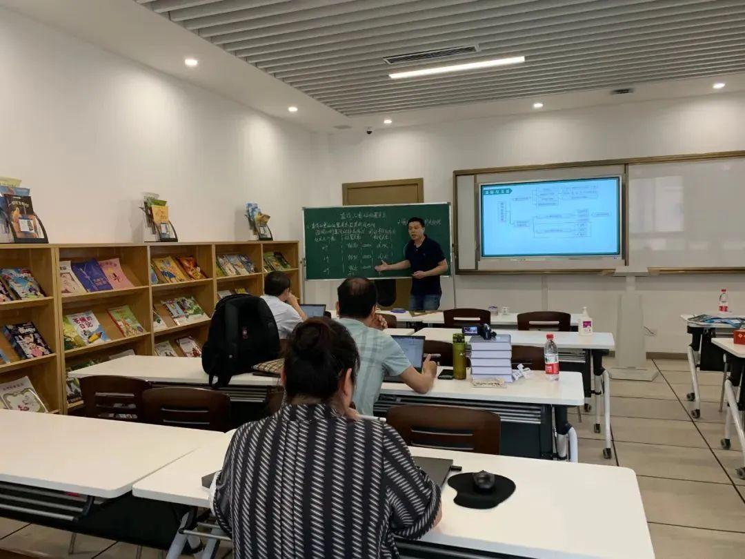 如何读懂高考数学题(分析高考数学题的方法)