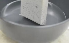 初中化学为什么会产生气泡呢