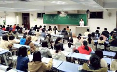 中考英语听力如何抓关键词(中考英语听力必胜！胡老师教你五大技巧，轻松拿高分！)