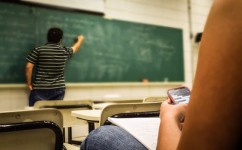 教育的学习方法有哪些(在教育孩子这件事上父母要做到“五不惯”“三不管”)