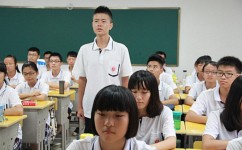 怎么帮孩子做入学准备(帮助孩子顺利适应入学生活的策略)