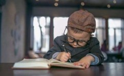 怎么开阔孩子的视野(拓宽孩子视野的技巧)